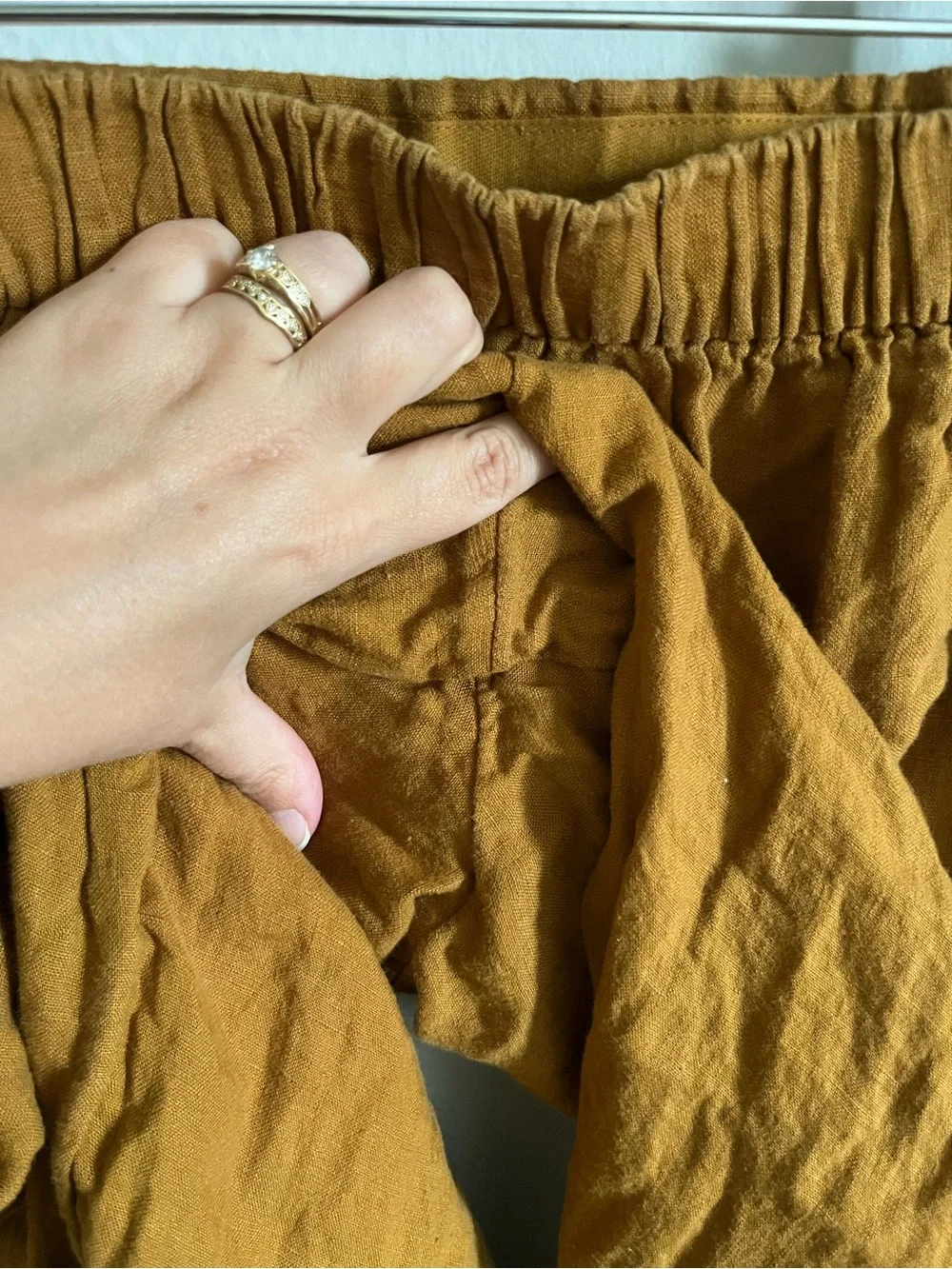 Women’s J-Crew Ruffle Linen Pants in Mustard Brown